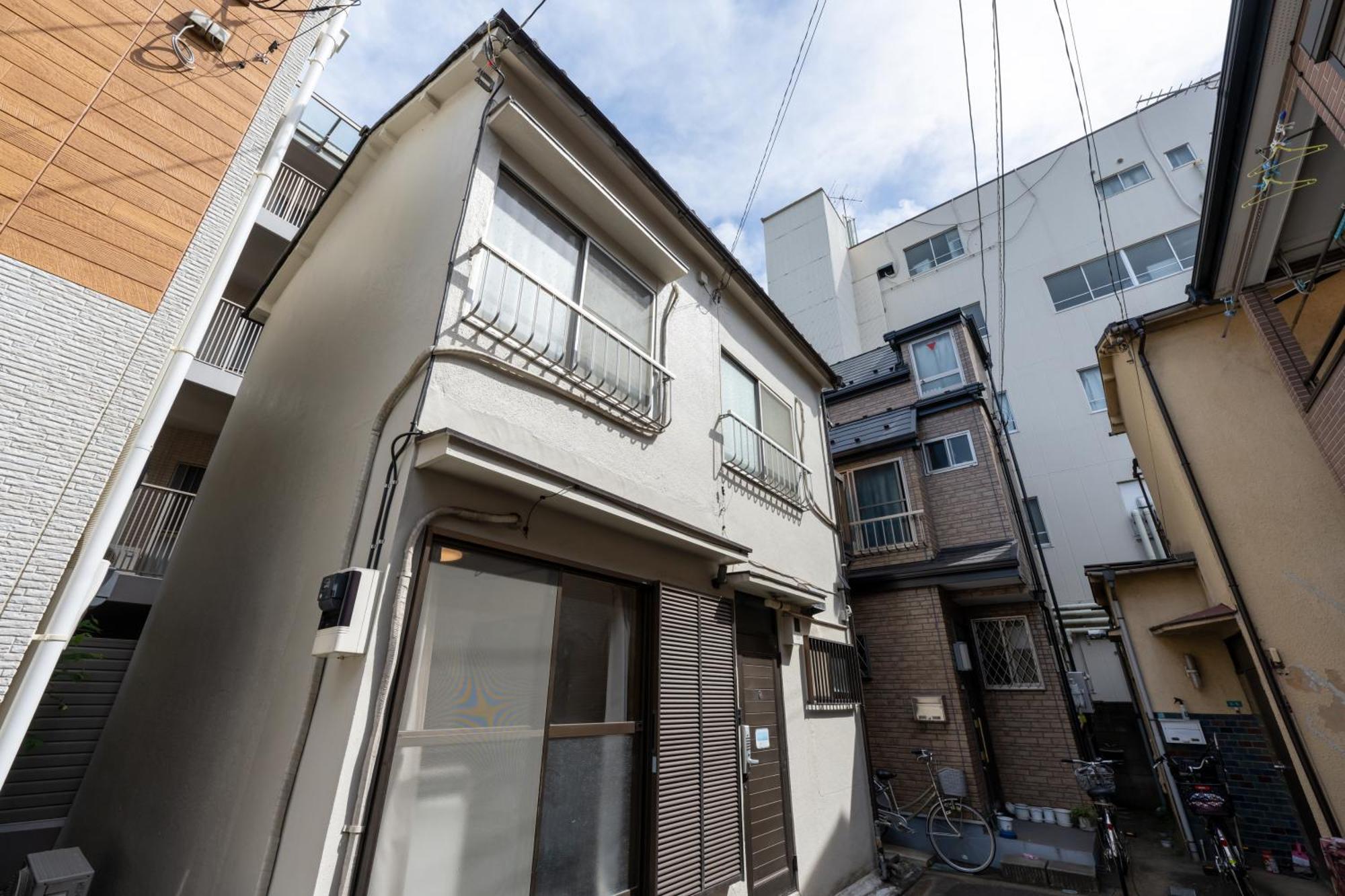 一棟貸切宿, 東京一之江ハウス6名定員, 秋葉原19分,新宿30分,Wifi有, ディズニータクシー20分3000円,駐車場ありません 東京都 外观 照片